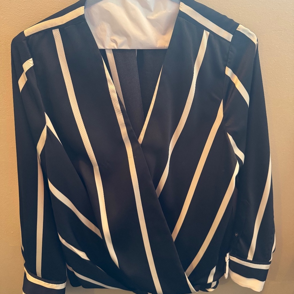 Vince Camuto blouse